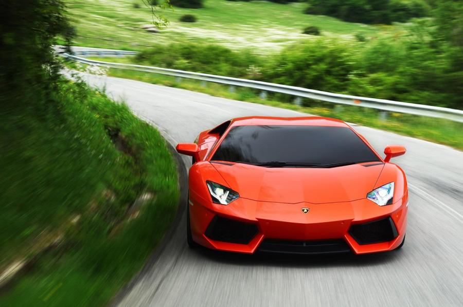  Lamborghini Aventador LP700-4 2011 года  (фото 153 из 204)